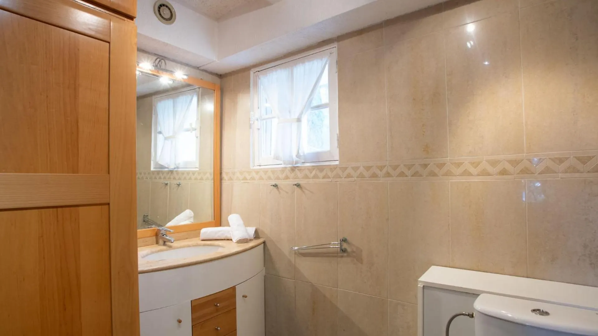 Apartment Mont Des Oiseaux-3 By Interhome Hyeres